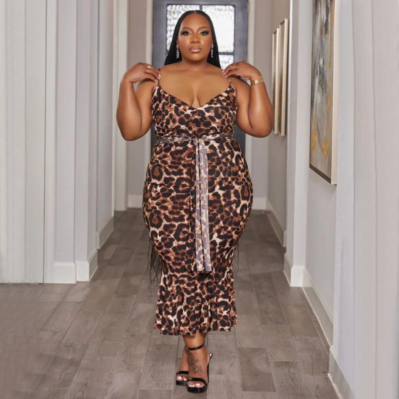 Plus Size Black White Wave Print Spaghetti Strap Tie Waist Ruffle Midi Dress 1XL