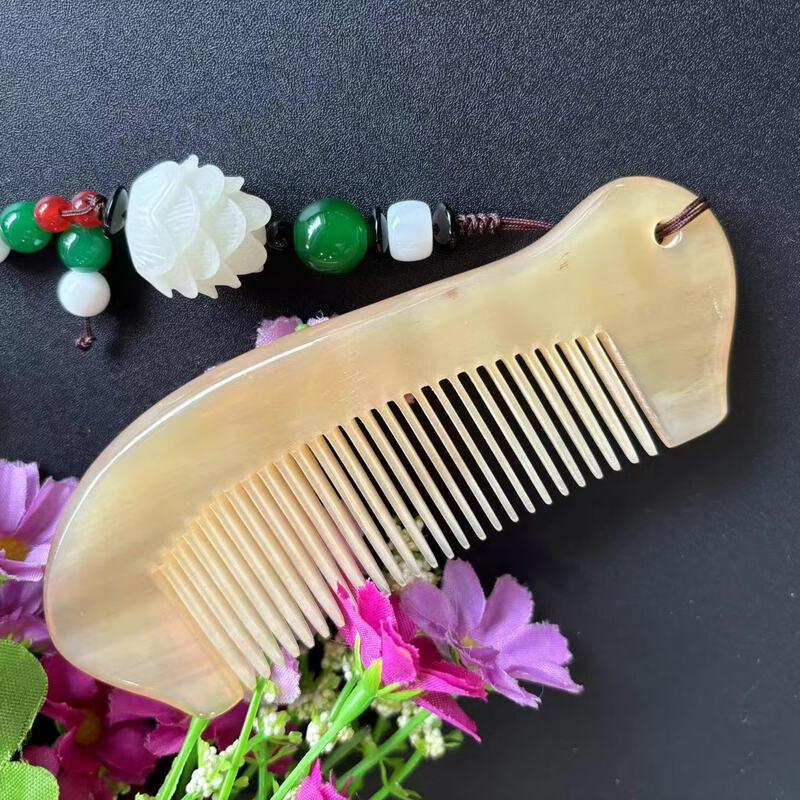 Portable Fish-Shaped Horn Massage Comb