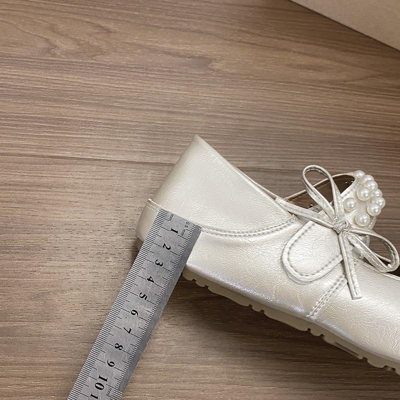 French beautiful flat-soled single shoes women's 2025 new summer with skirts are not tired, Doudou small leather shoes, Mary Jane shoes