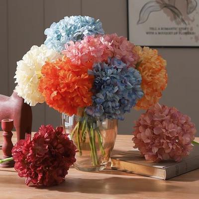 Woondecoratie – Decoratieve bloemen en kransen