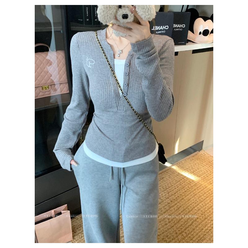 Printemps Automne Faux Deux Pièces T-shirt Décontracté Mode à Bascule Femmes Manches Longues Patchwork T-shirt Pull Haut