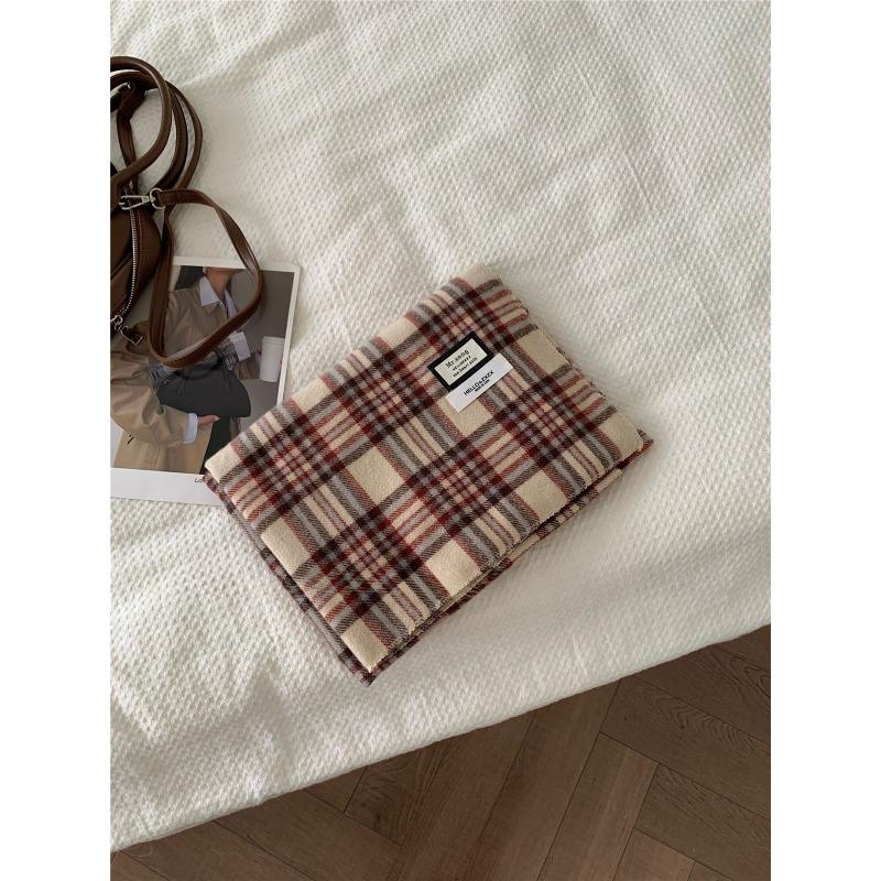 Retro Green Plaid Scarf for Women Winter Korean Version Versatile Thickened Student Shawl Dual Purpose Warm Knitted Scarf