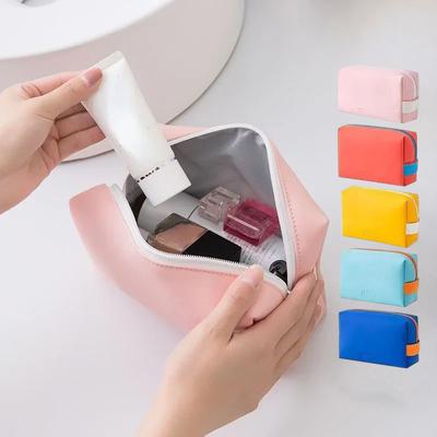 Araçlar ve Aksesuarlar – Makyaj Çantaları