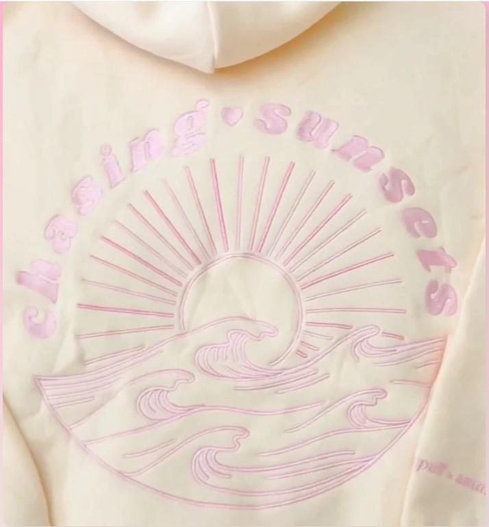 European Size Coconut Wave Embroidery Hoodie with Drop Shoulder Sleeves