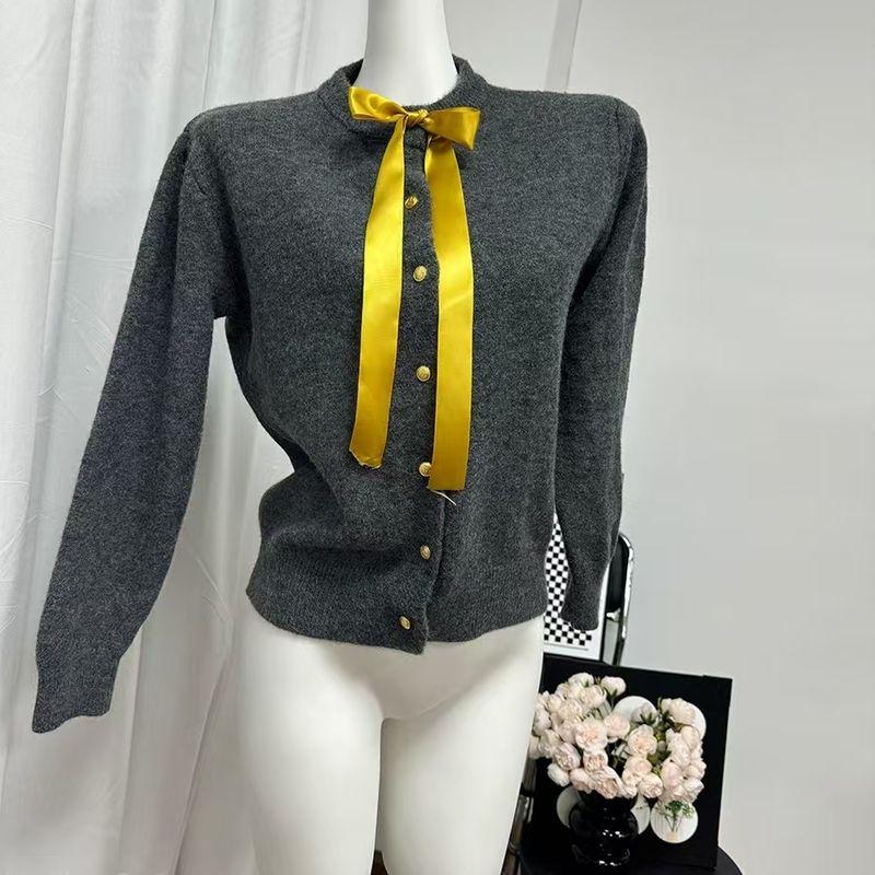 

Fashion Style New Arrival Knitting Cardigan round Neck Single-Breasted Sweater Outwear Cardigan Knitted Sweater Grey (Complimentary Gold Ribbon) One size