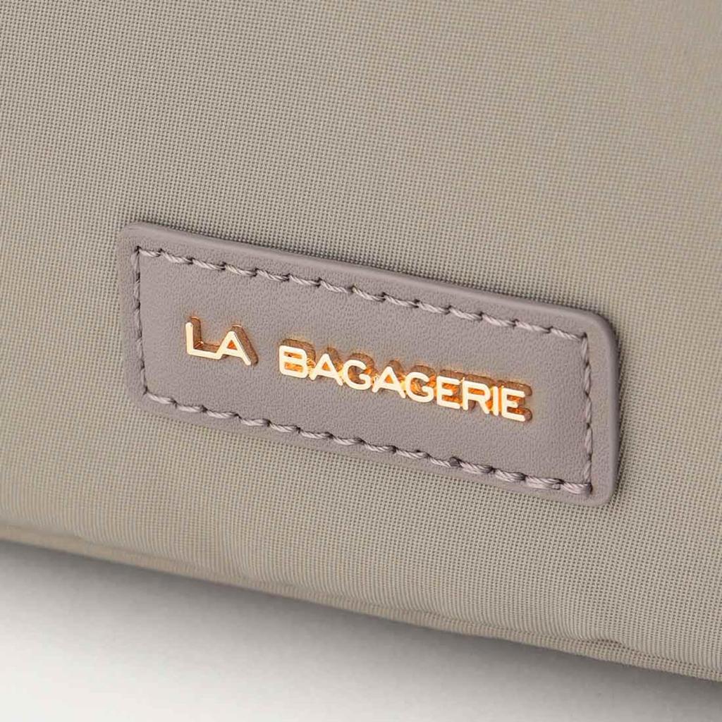 Labagagerie Metal Buckle Box Shoulder Bag, Size S, B008502, Greige (26)