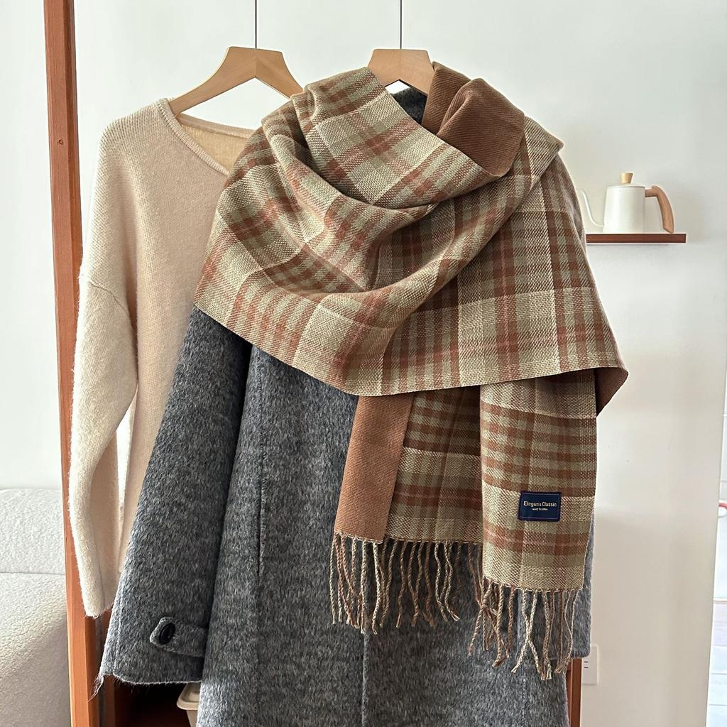 New Double sided Gradient Checkered Scarf for Men and Women in Autumn and Winter Warm and Fashionable Commuting Tassel Scarf
