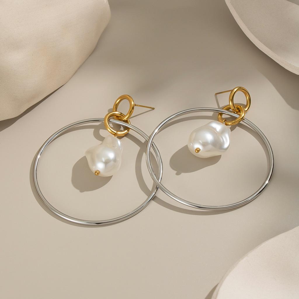  Popular Baroque Pearls Stud Earrings Golden Stainless Steel Attractive Chic Jewelry Accessories New Wholesale