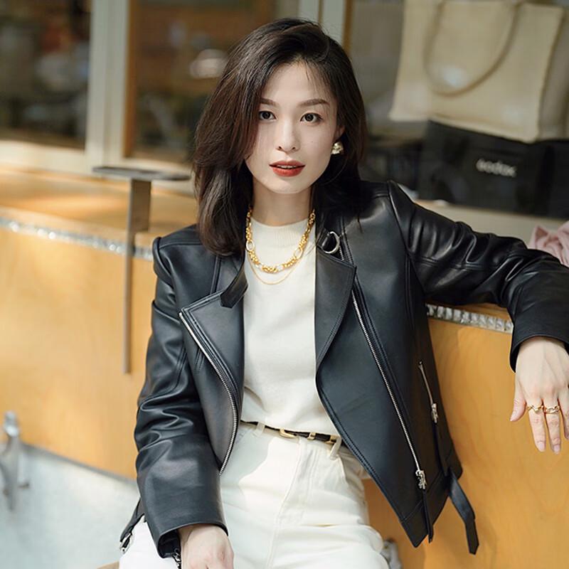 

Женская куртка из натуральной овчины KAISER M