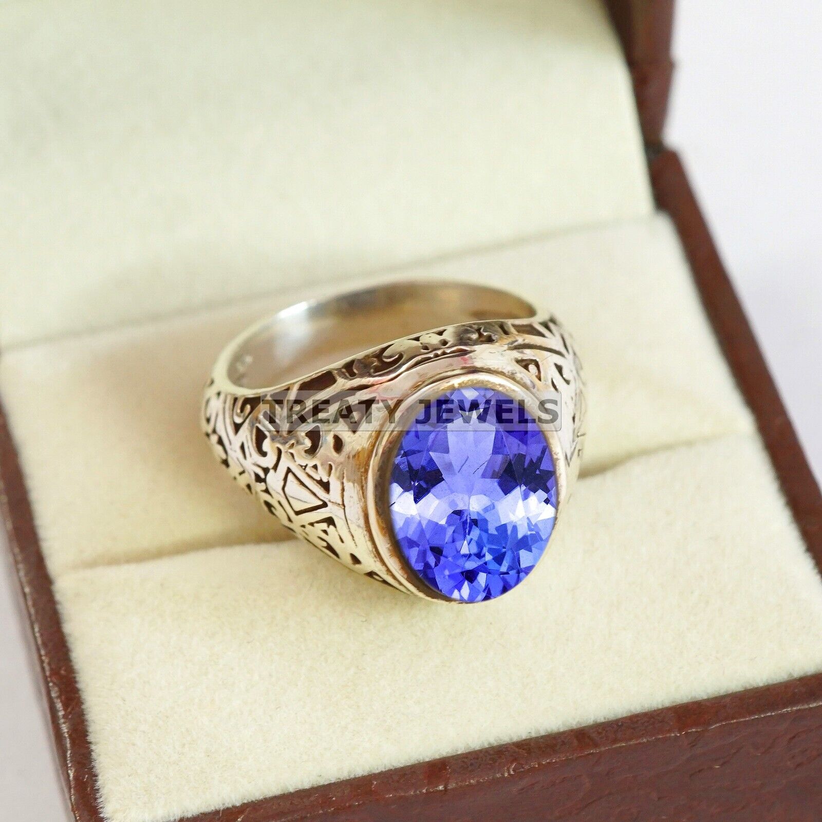 

Tanzanite Oval Cut Gemstone With 925 Sterling Silver Ring For Men s #B648 JL375686558393 4-16 US срібний