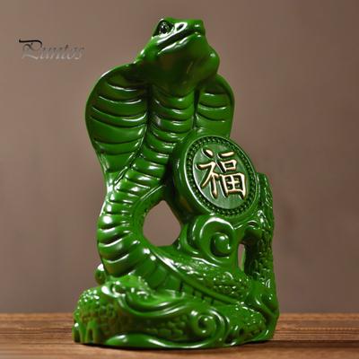 Statua del serpente dello zodiaco cinese Piccola statuetta di animali in legno Feng Shui 2025 Scultura del serpente del capodanno lunare Decorazione per ufficio domestico per fortuna successo ricchezza