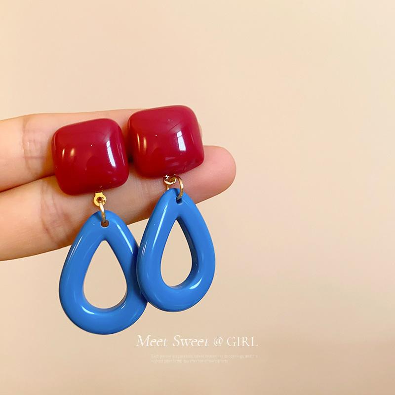 Dopamine Geometry Element Ring Earrings Women's Round Face Explosion Premium Sense Earrings Niche Design Stud Earrings Sweet Earrings