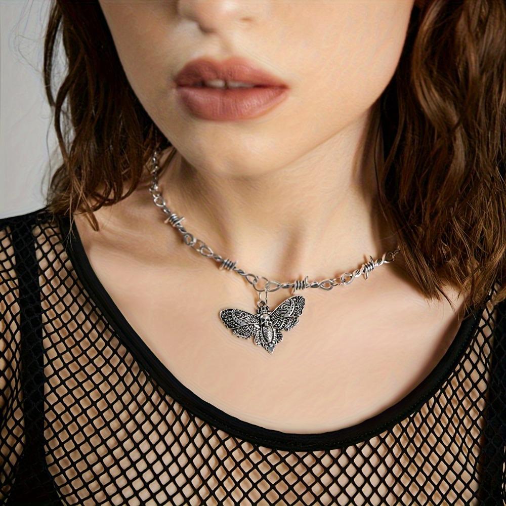 Ciernisty Gotycki Czaszka Ćma Wisiorek Naszyjnik, Hip Hop Punk Łańcuszek Druciany Naszyjnik Unisex Modna Biżuteria dla Mężczyzn Kobiet Codzienny Imprezowy Prezent