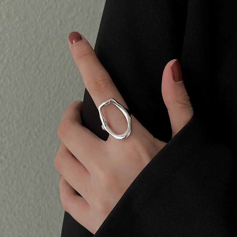 Korean Geometric Hollow Irregular Open Ring – Retro Oval Hexagonal Design for Women