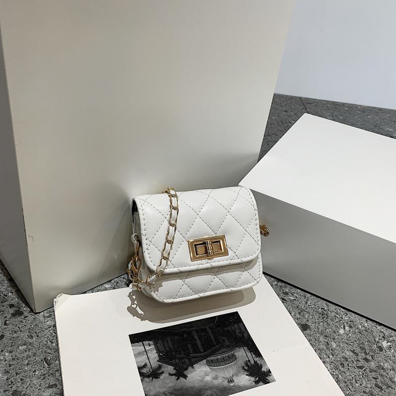 

Retro women s bags versatile new trend fashion casual diamond chain shoulder messenger bag small square bag