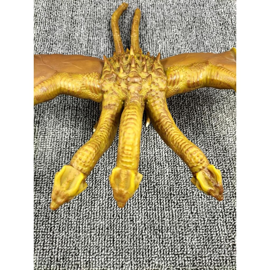 Used BANDAI 205020-2559960 King Ghidorah Godzilla the Ride ver.
