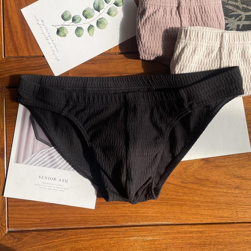Men's Pure Cotton Breathable Triangle Underwear Men's Solid Color Simple and Sexy Underwear