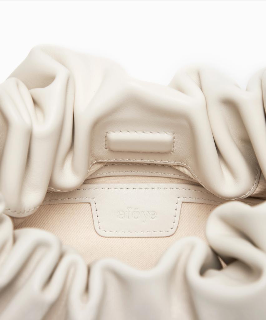 Afoye Poi Bag / Ivory