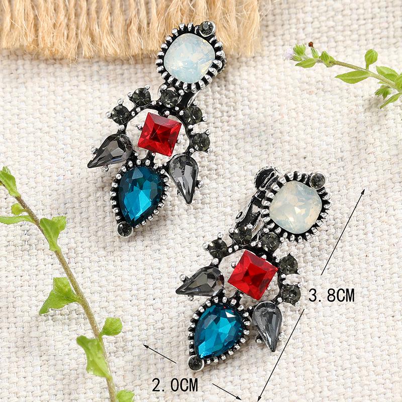European-American Rhinestone Crystal Earrings: Stylish Zinc Alloy Ear Jewelry