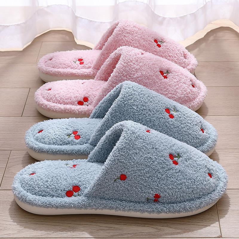 Baumwollhausschuhe für Zuhause Winter niedlich bestickte Kirsche Indoor Haushalt Plüsch warm Schlafzimmer flauschige Hausschuhe