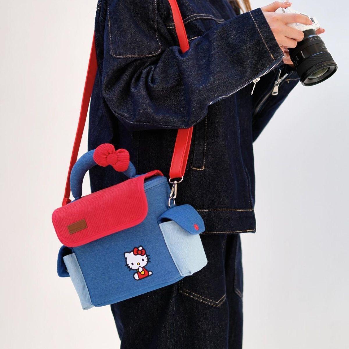 

New Hello Kitty Instant Camera Case for Fujifilm XS20 & XT5, Canon R50, Sony ZV-E10 Bag + Strap червоний/синій