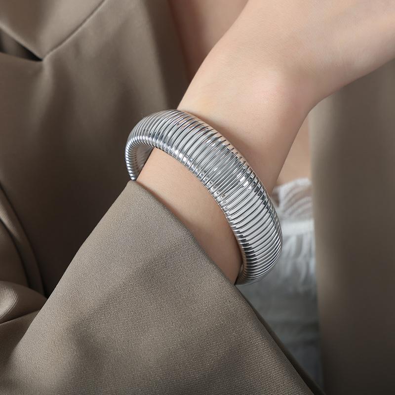Stainless Steel Thick Bracelets Bangle For Women Men Hip-Hop Rock Style Unisex Men's Women's Wide Hand Bracelet Couples Jewelry