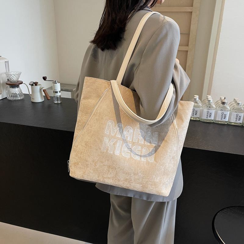 2025 new fashion trend women's bag diagonal span backpack large capacity tote bag