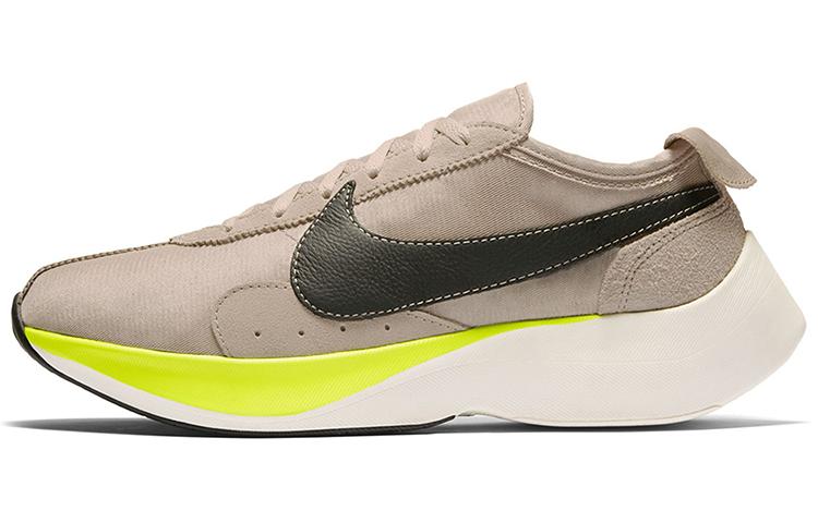 

Nike Moon Racer String AQ4121-200 45