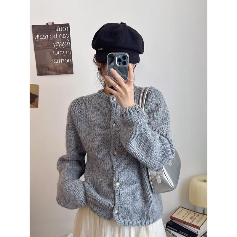 

Осень и зима однотонный круглый вырез длинный рукав однобортный вязаный кардиган свитер женский высококачественный мягкий восковой пальто топ one size fits all серый