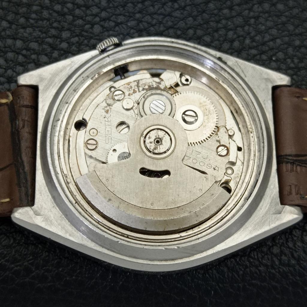 AUTOMATIC 7009A VINTAGE SEIKO 5 JAPAN MENS BLACK COLOR DIAL WATCH a701541-5 R206b-a701541