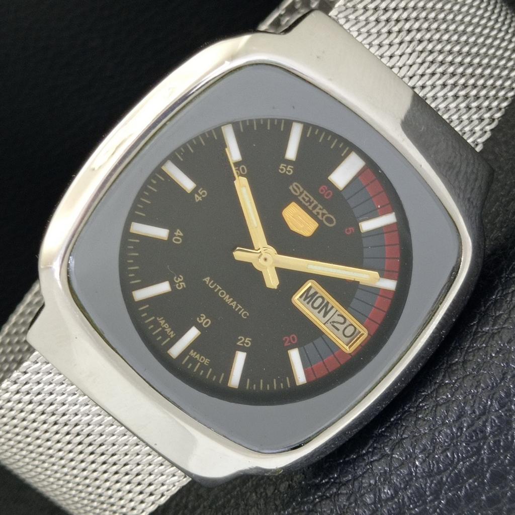 VINTAGE SEIKO 5 AUTOMATIC 7009A JAPAN MENS BLACK COLOR DIAL WATCH A702365-5 R124-a702365