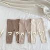 Waffelstrick-Bärenhose für Babys – Lässige koreanische Hose für Jungen & Mädchen