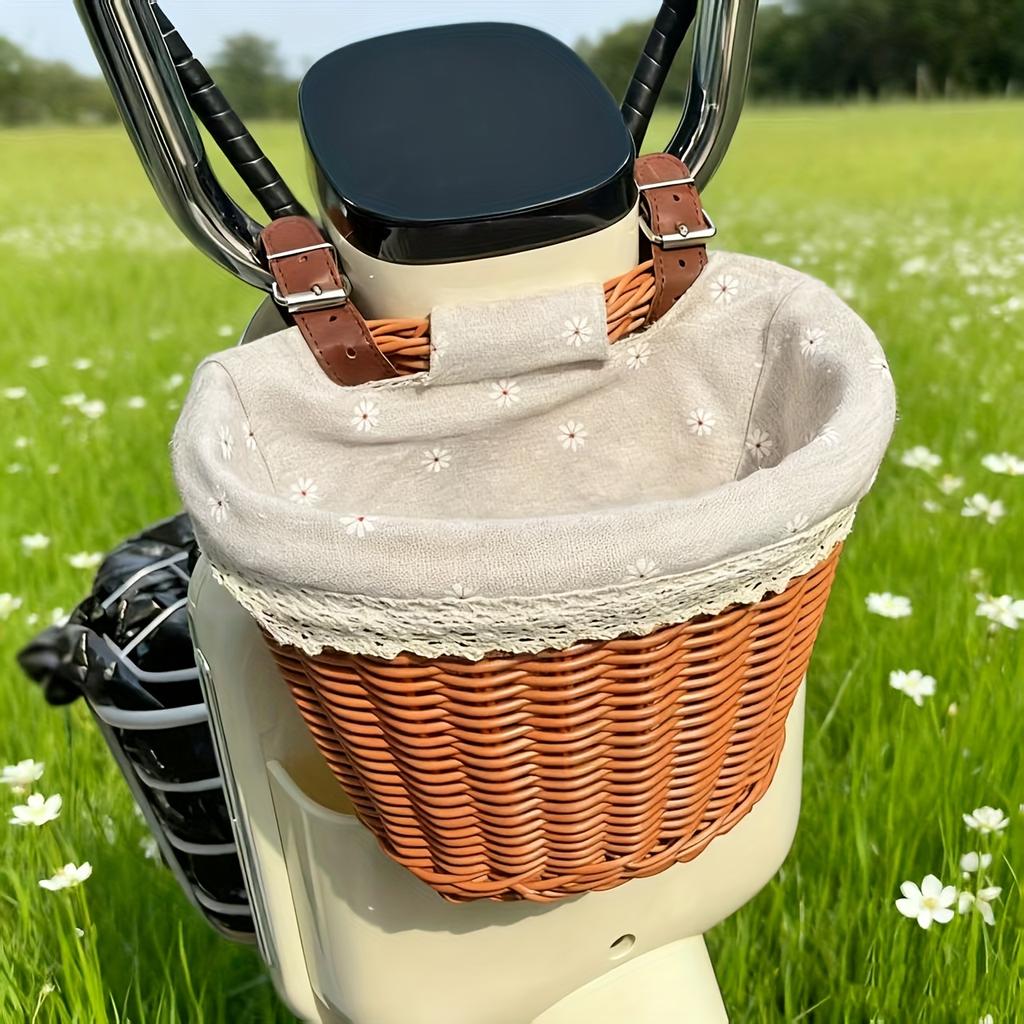 Hand-Woven Bicycle Basket Suitable for Commuter, Balance Bike & Bike Frame - Rustic Bike Basket with Lining, Durable Bike Carrier for Front Wheel Rack
