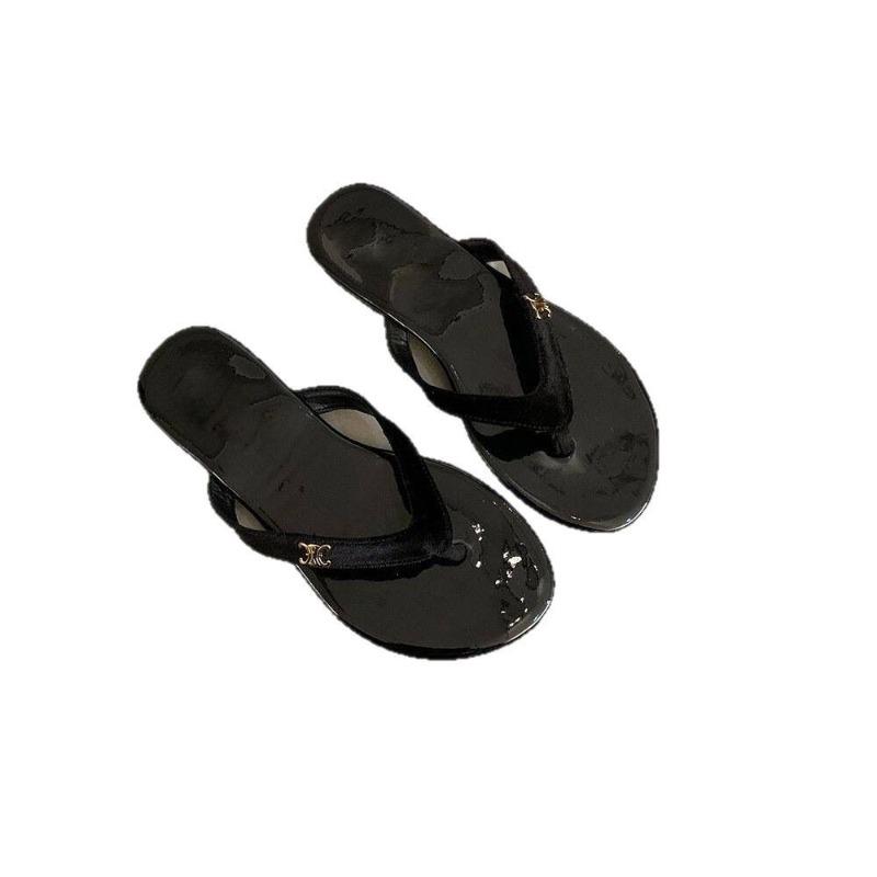 Retro Flat Shoes Women's Shoes Sandals and Fashionable Flip-flops
