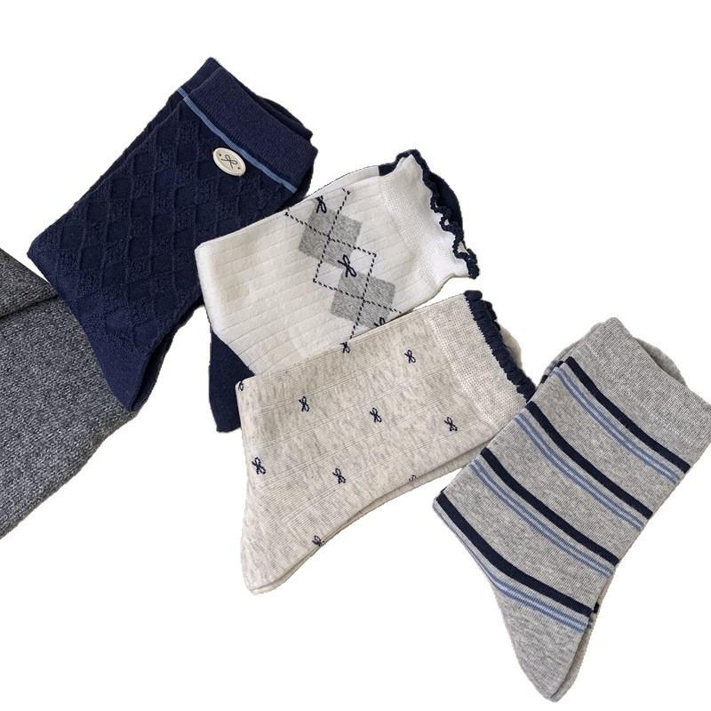Autumn and Winter Socks for Women, Diamond-shaped Bow Piles of Socks, Versatile and Trendy, School-style Striped for Women