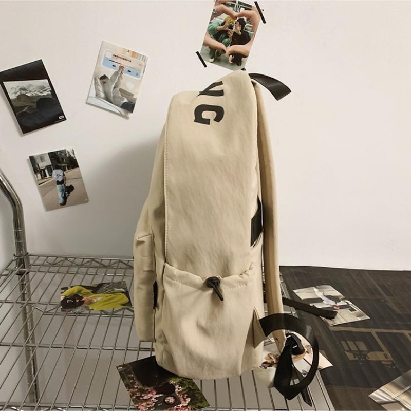 2025 Neuer Einfacher Rucksack mit Hoher Kapazität Unisex Nylon Wasserdicht College-Student Schultasche Frühling Outdoor-Reisetasche Rucksack für Teenager Mädchen und Jungen