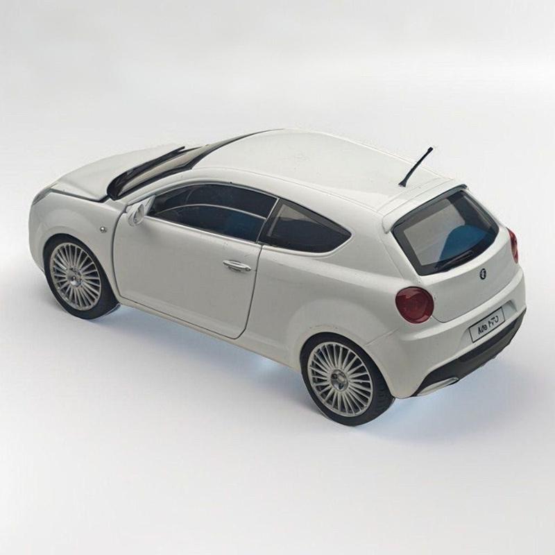 1:24 Alfa Romeo MITO SUV Leichtmetall Sportwagen Modell Druckguss Metall Rennwagen Fahrzeuge Modell Hohe Simulation Sammlung Kinderspielzeug Geschenk