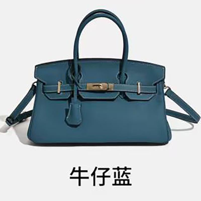 Top Layer Cowhide Crossbody Bag Retro Bronze Color Multifunctional Daily Matching High-Grade Single-Shoulder Design Womens Bag