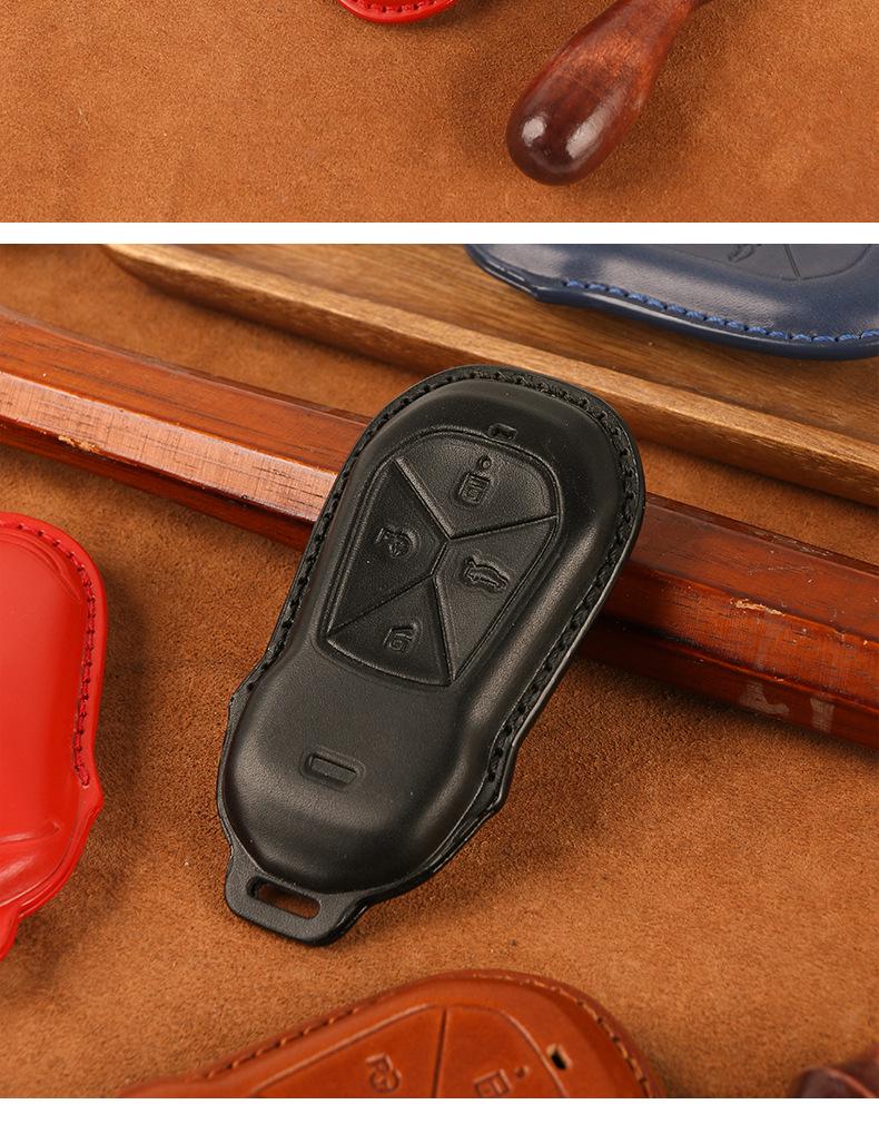 Genuine Leather Car Key Case for Xpeng P7, G3i, P5 - Handmade Cowhide High-End Retro Keychain Cover