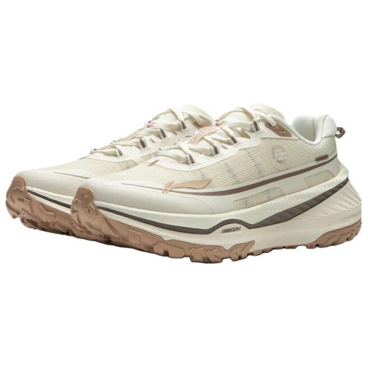 New LiNing Dilu Cushioning Anti Slip And Wear Resistant Rebound Low Top Trail Running Running Shoes Women's Ecru ARNU010-2