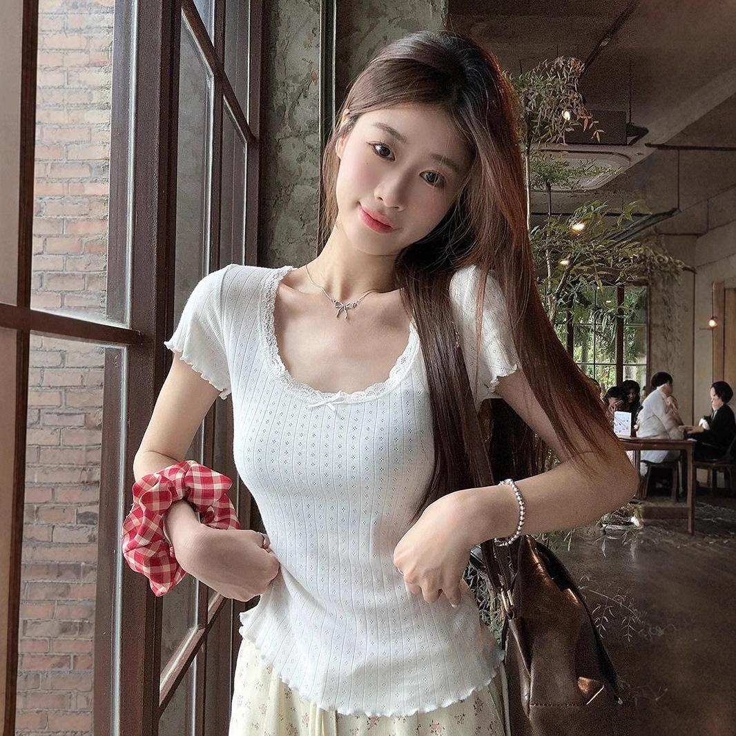 

2025 Summer Korean U-Neck Jacquard Lace Short-Sleeve Women s Chic Base Shirt Small білий