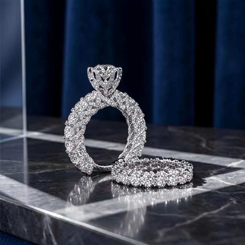 Pair of Full Rhinestone Ring Sets, Light Luxury and Fashionable, Simple and Versatile for Engagement and Proposal