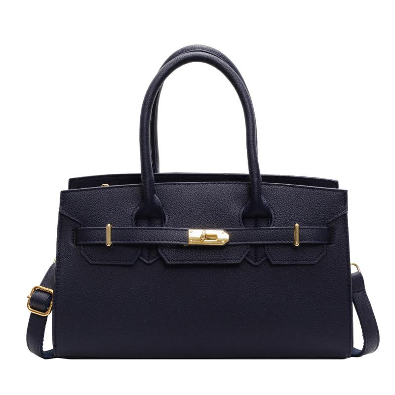 Bag Women's Autumn and Winter New Platinum Bag Large-capacity Portable Shoulder Messenger Commuter Bag