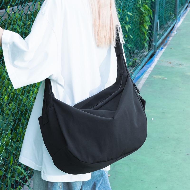 Lässige Dumpling-Tasche mit großem Fassungsvermögen, modische Nylontasche, neue Umhängetasche, Tasche für Studentinnen