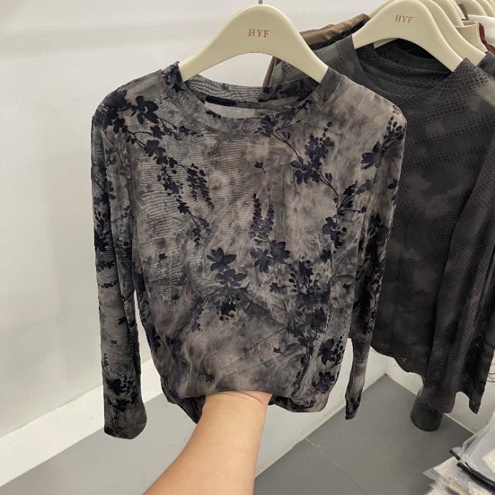 

Женская весенняя легкая футболка с длинным рукавом из сетки с флокированным принтом M серый