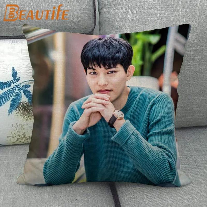 45X45cm CNBLUE KPOP Pillow Cover Square Zipper Cotton Linen Fabric Pillow Cases Bedroom Home Decorative Boys Girls Gift