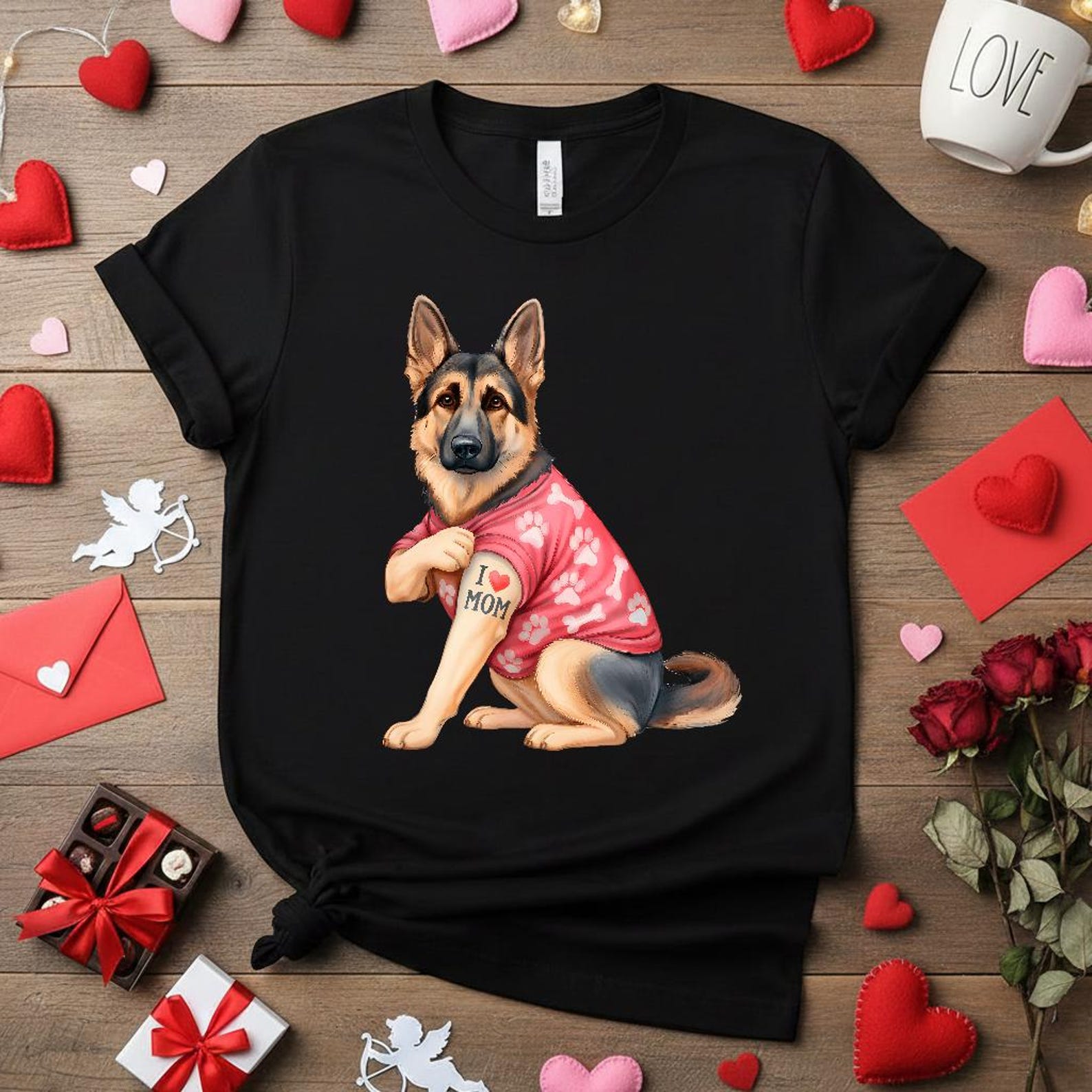 Funny German Shepherd Mom Shirt, I Love Mom Tattoo GSD T-Shirt, German Shepherd Mother s Day Gift, Cute Dog Mom Birthday Present, GSD Art M