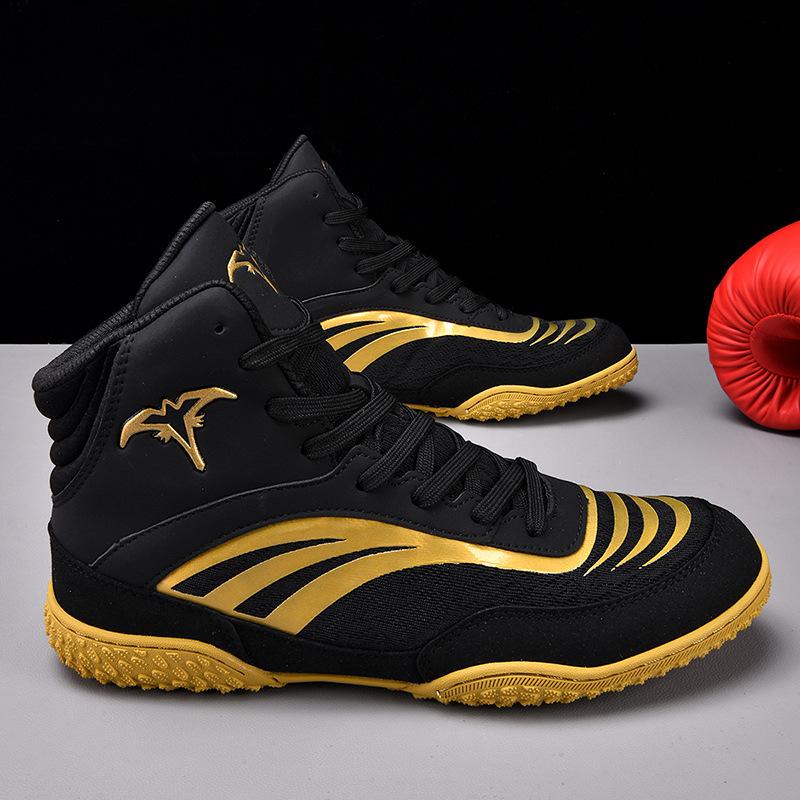 2025 new boxing shoes men's breathable low-top broken nail football shoes fashion football training shoes wrestling shoes