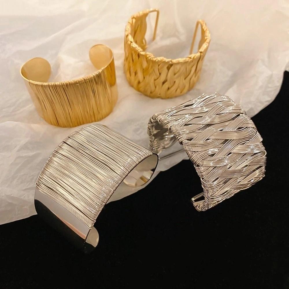 Hollow-out Irregular Wide Bracelet Irregular Dough Twists Retro Hand Ring  Party Decoration