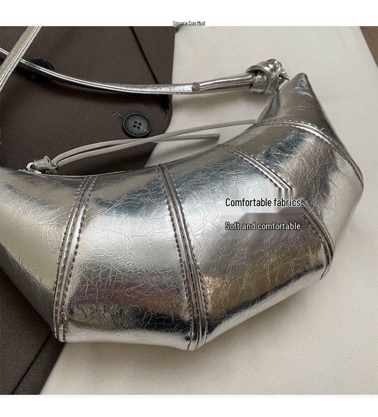 Niche Croissant Summer Women's Casual Simple Crossbody Bag for Daily Commute